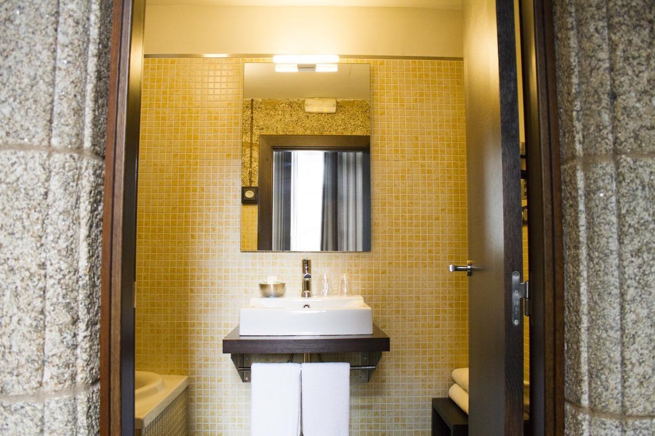 סנטיאגו דה קומפוסטלה Hotel A Tafona Do Peregrino מראה חיצוני תמונה